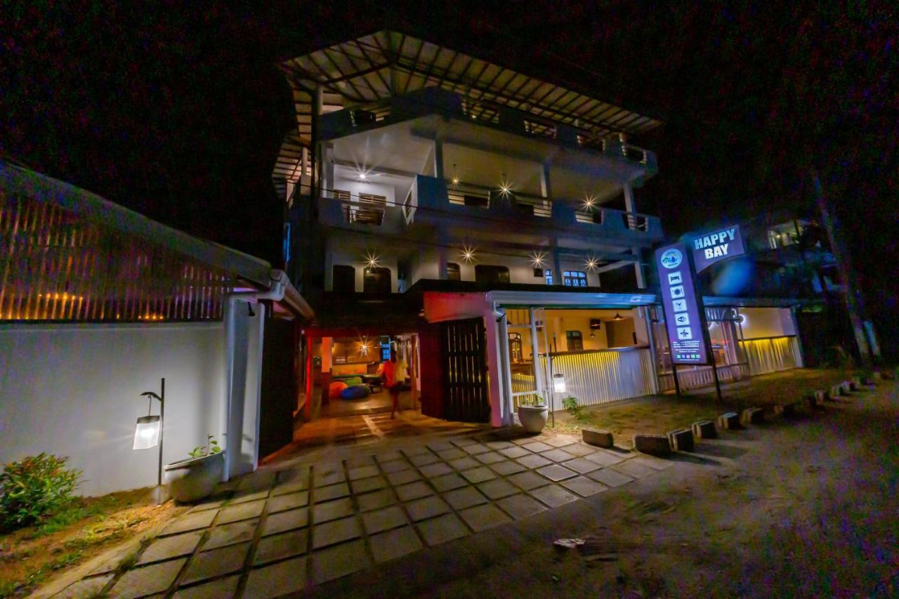 Happy Bay Hotel Weligama Luaran gambar