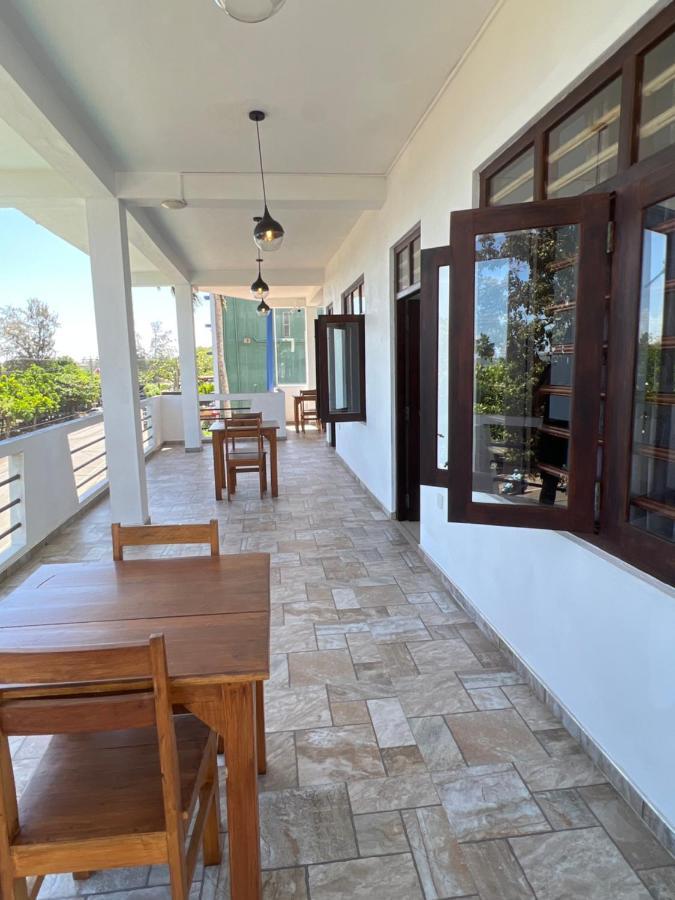 Happy Bay Hotel Weligama Luaran gambar