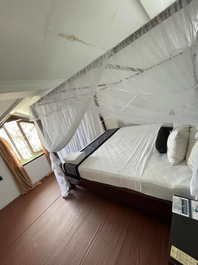 Happy Bay Hotel Weligama Luaran gambar