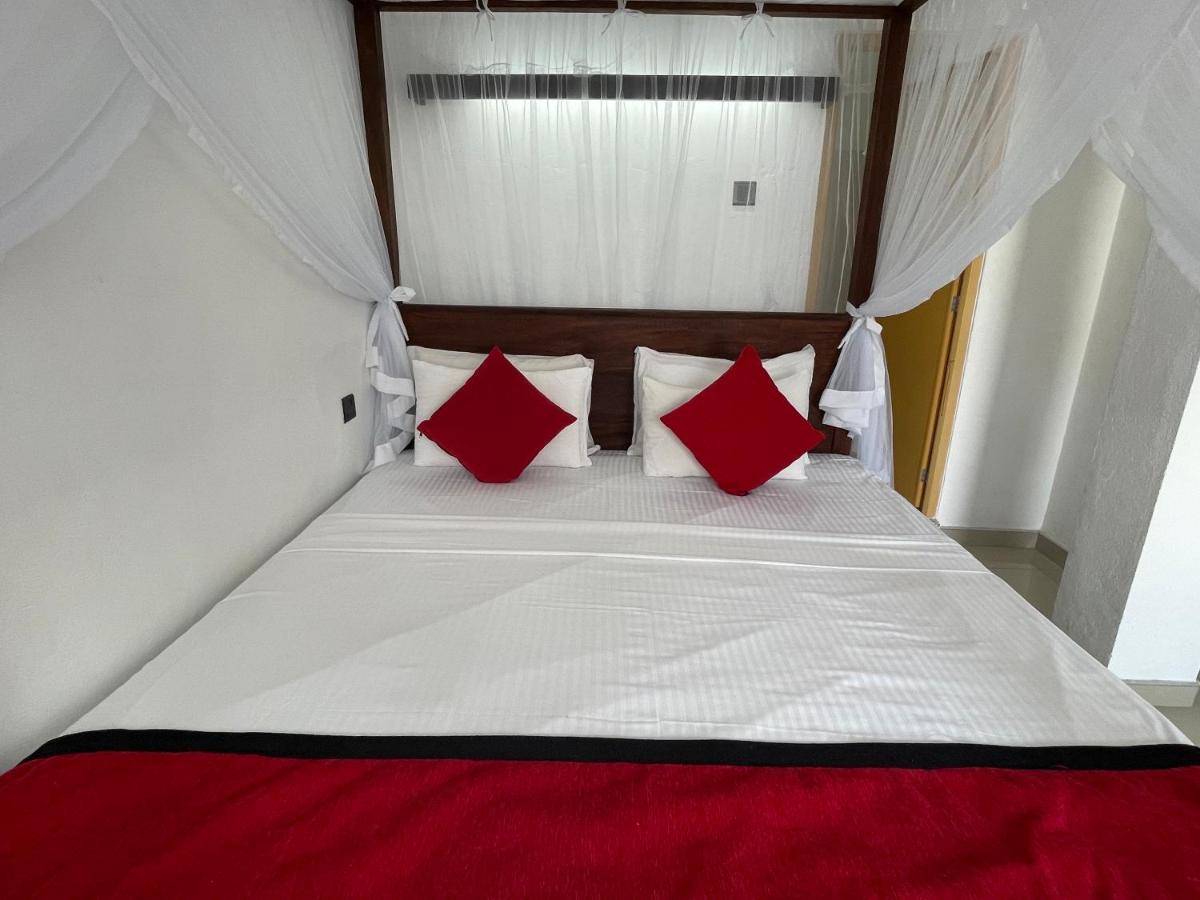 Happy Bay Hotel Weligama Luaran gambar