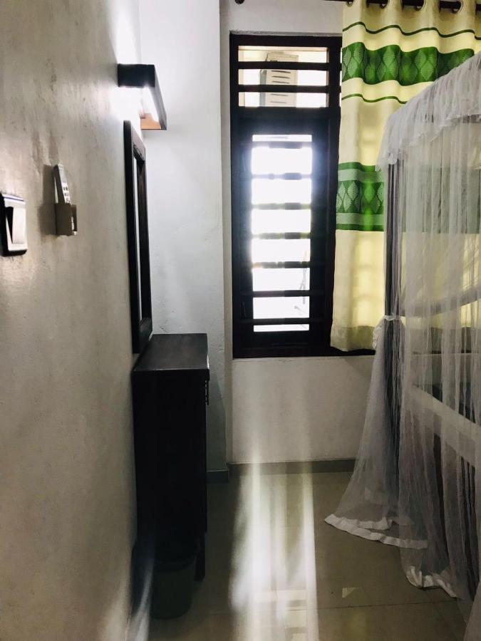 Happy Bay Hotel Weligama Luaran gambar
